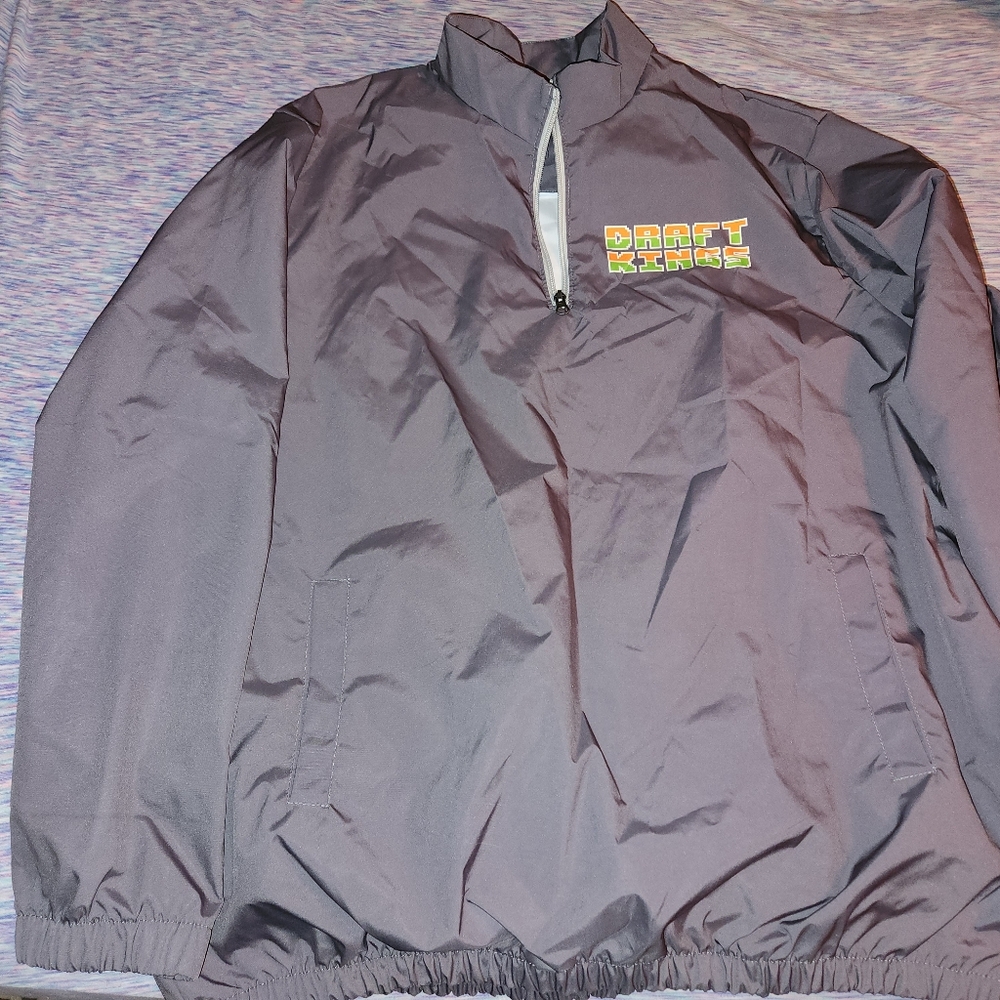 Draft kings Barstool sports pullover